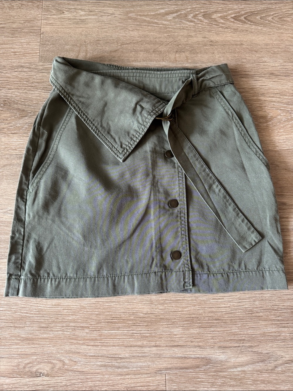 H&M Olive Button-Front Skirt